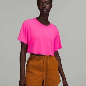Lululemon Cate’s t-shirt in Sonic Pink